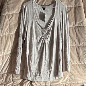 Torrid women’s 3X Elegant Cream Long Sleeve Top